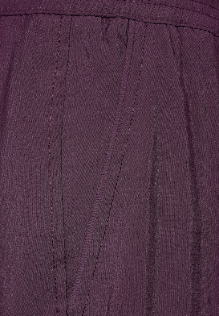 15818 dark berry purple;11