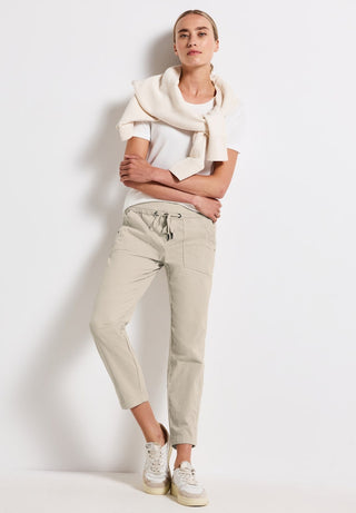 16916 malted beige;20