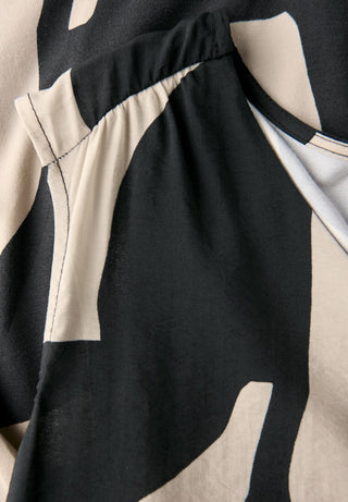 25931 whale tail grey;2