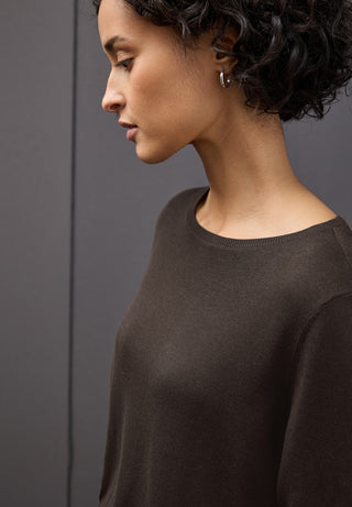 16866 deep roast brown;40