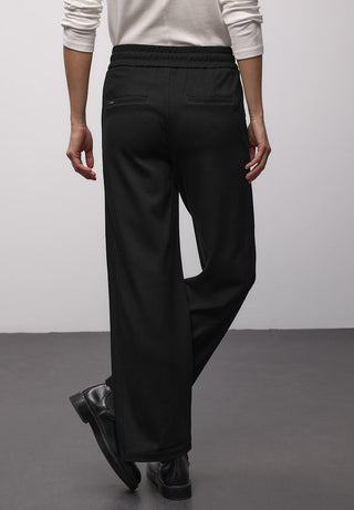 10001 Black;4