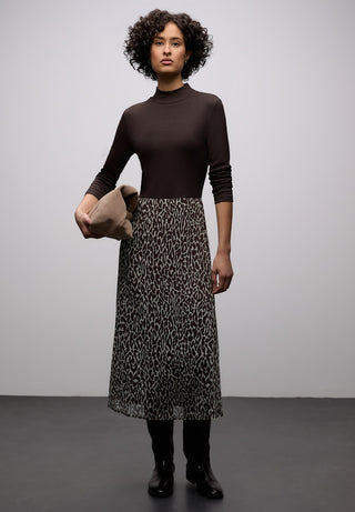 27516 molten earth;5