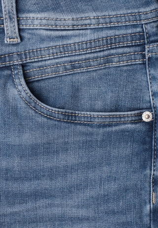 18062 Mid Blue Authentic washed;2