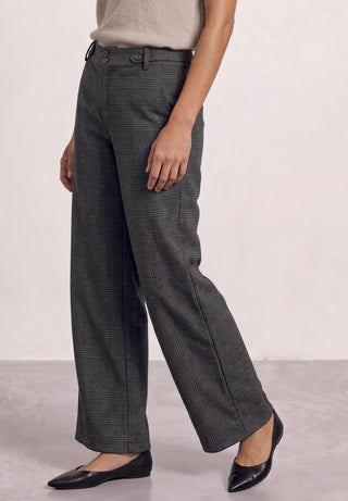20001 Black;2