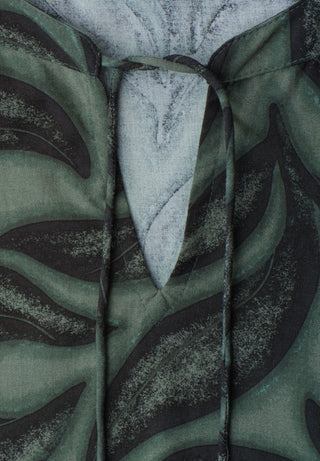 37742 deep bound green;8