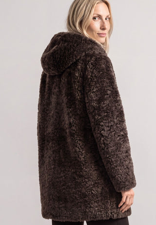 17111 auburn brown;9