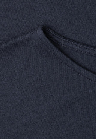 17915 darkest blue;8