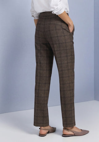37103 darkest brown;4