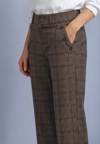 37103 darkest brown;6