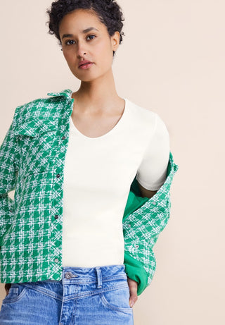 10108 off white;24