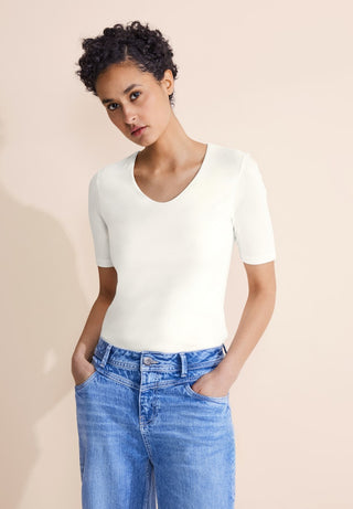 10108 off white;27