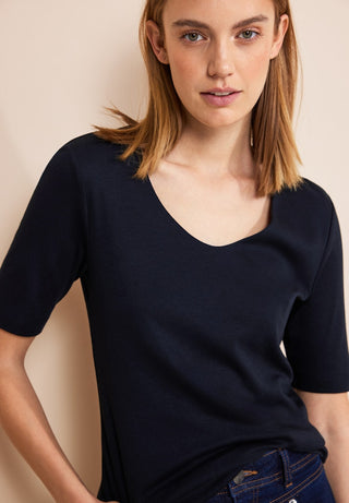 11238 deep blue;31