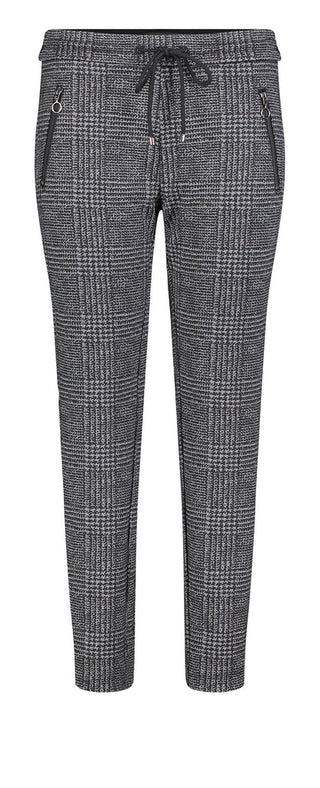 090K black check;3