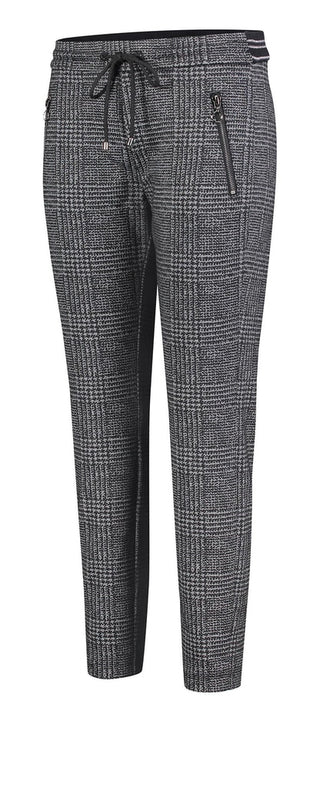 090K black check;27