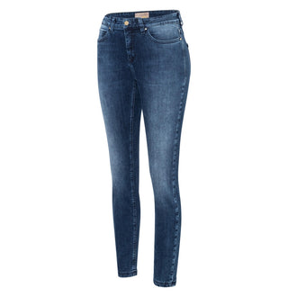 D676 medium blue authentic;6