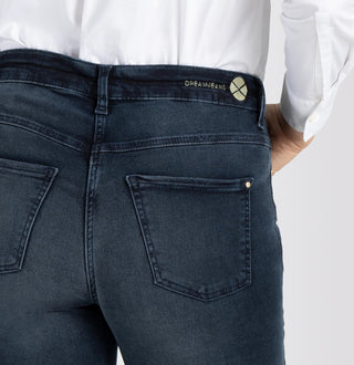 D881 dark blue black wash;106