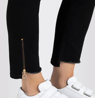 D999 black-black;25