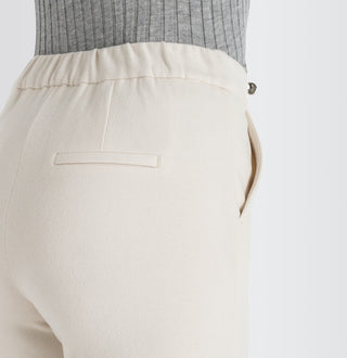 020 vintage white;10