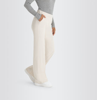 020 vintage white;11