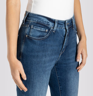 D526 outworn blue basic;9