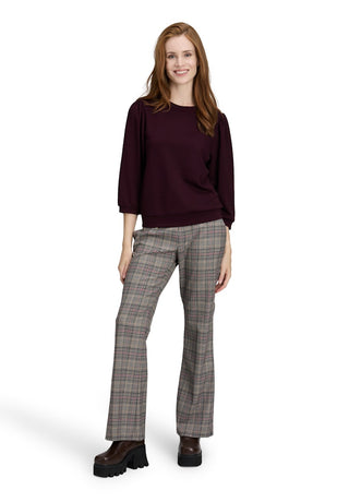 4685 Dark Aubergine;3