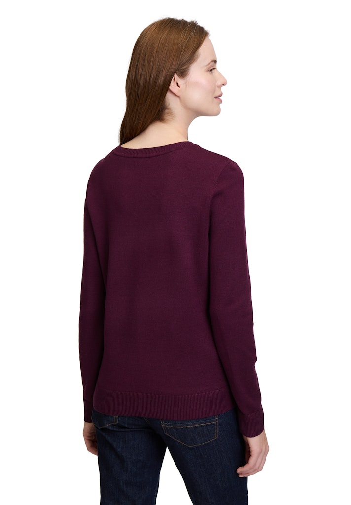 4685 Dark Aubergine;4