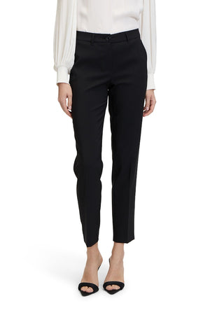 9045 Black;31