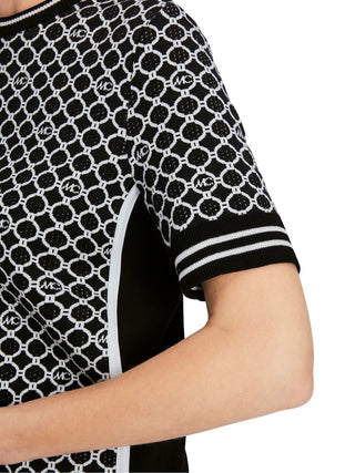 910 black and white;5