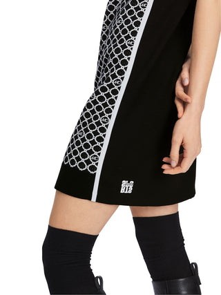 910 black and white;6