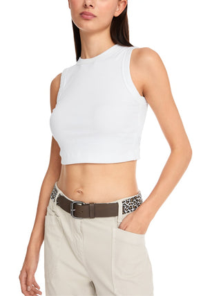 678 chocolate macaron;3