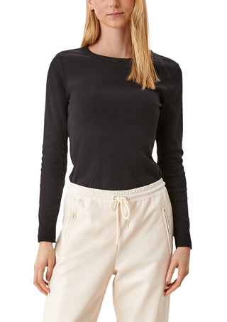 9999 black;10