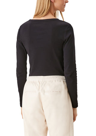 9999 black;11