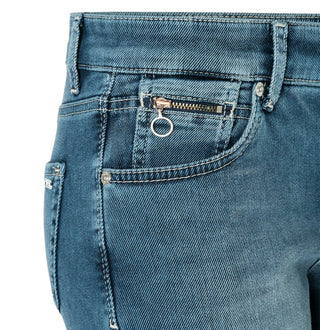 D521 mid blue authentic;19