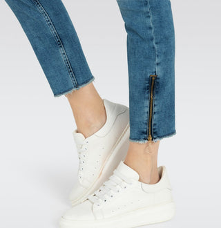 D415 authentic indigo used;36