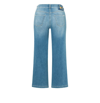 D426 commercial summer blue;14