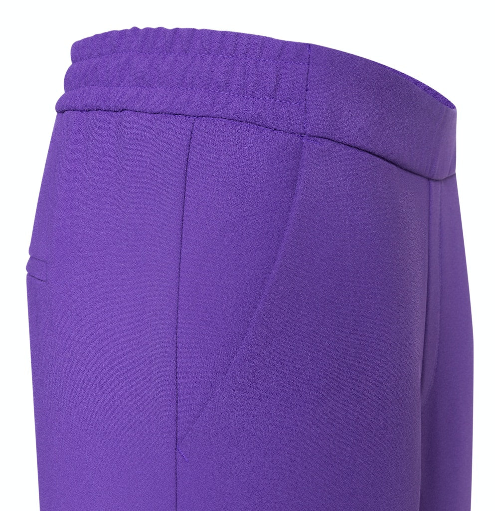 767 royal violet;9