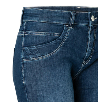 D842 dark blue basic used;17
