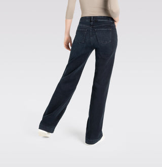 D858 midnight blue wash;19