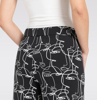 950B abstract face print;11