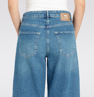 D617 night sky used;21