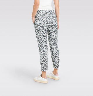 054L silver shadow leo;21