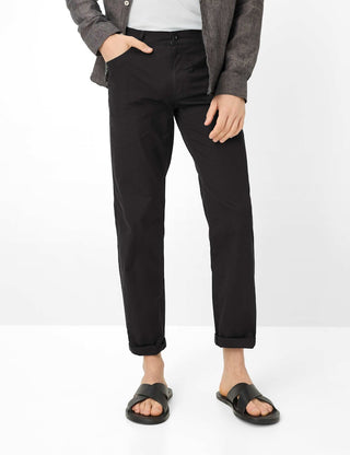 02 BLACK;4