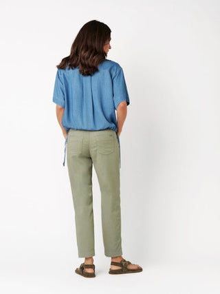 656 Light Khaki;8