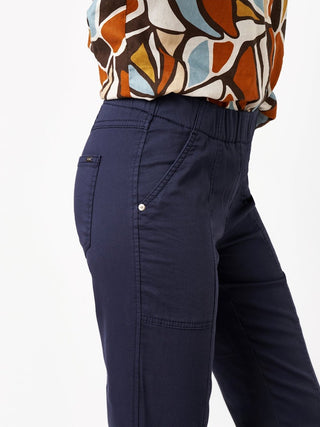 590 Dark Blue;8