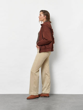 073 Beige;8