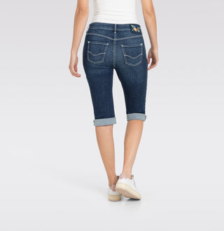 D842 dark blue basic used;13