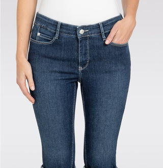 D842 dark blue basic used;20