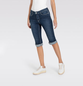 D842 dark blue basic used;14