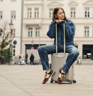 D681 stormy tinted blue;11