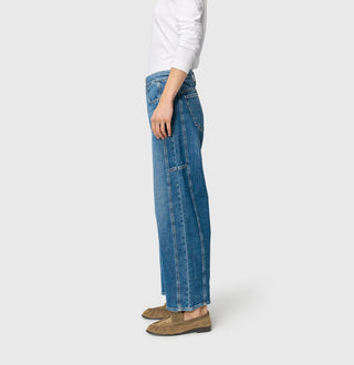D576 mid blue use wash;9
